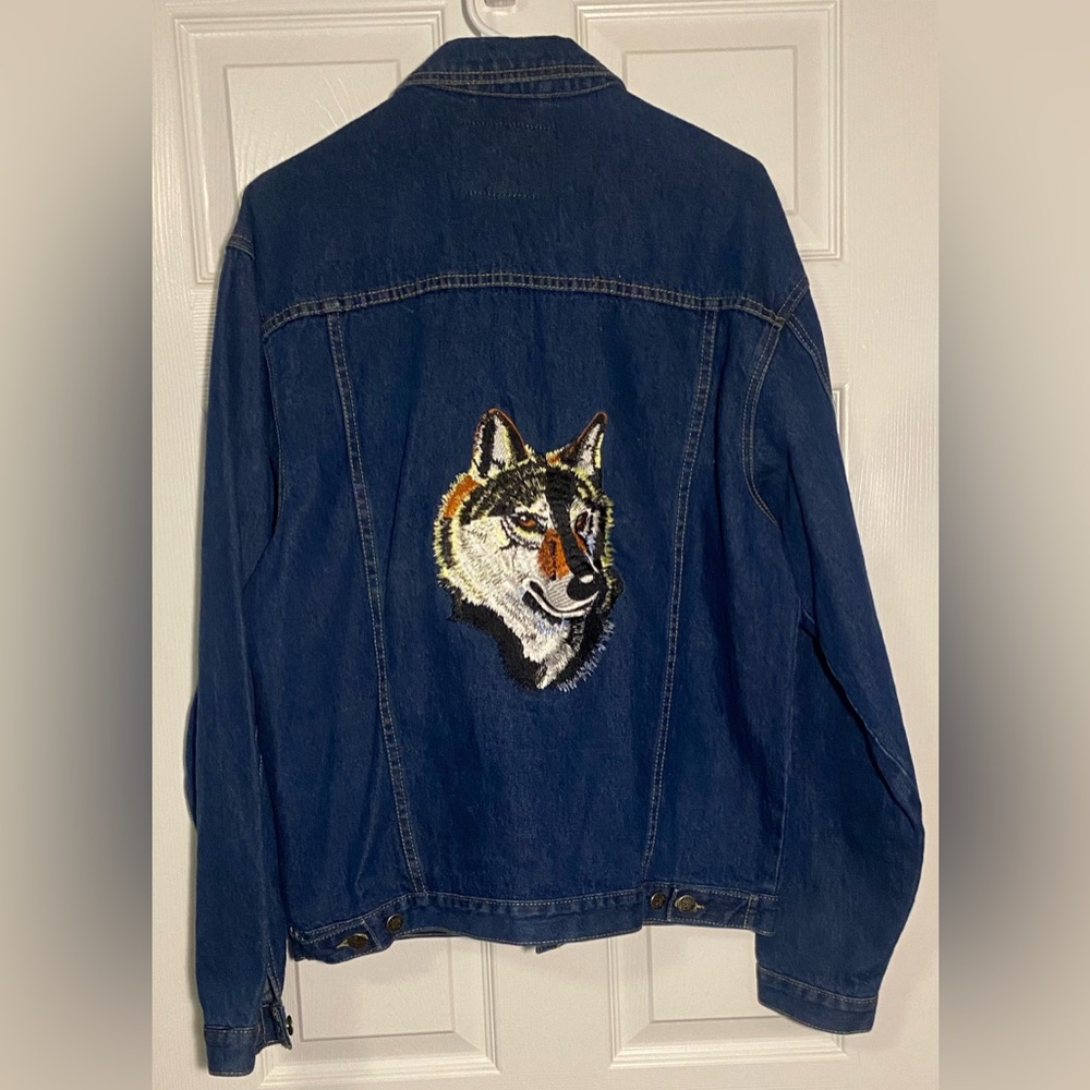Elk Canyon denim jacket wolf embroidery